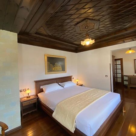 Boutique Hotel Muzaka Berat Bagian luar foto