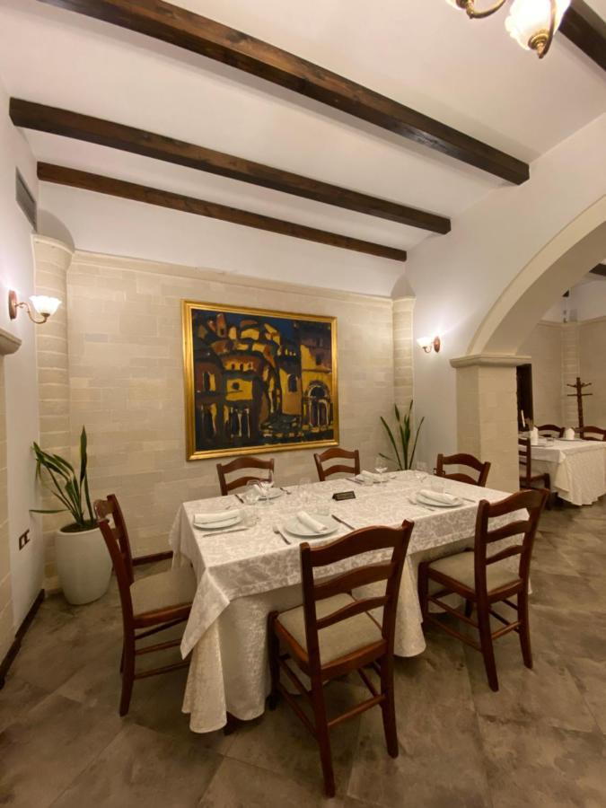 Boutique Hotel Muzaka Berat Bagian luar foto