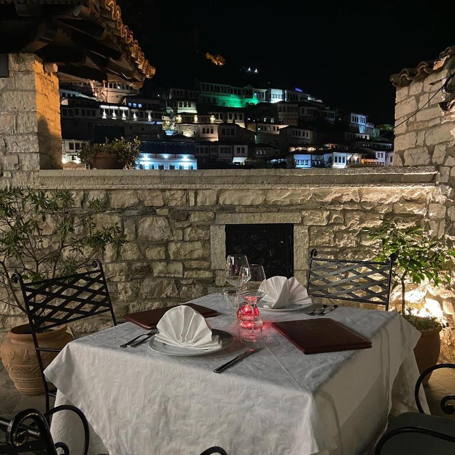 Boutique Hotel Muzaka Berat Bagian luar foto