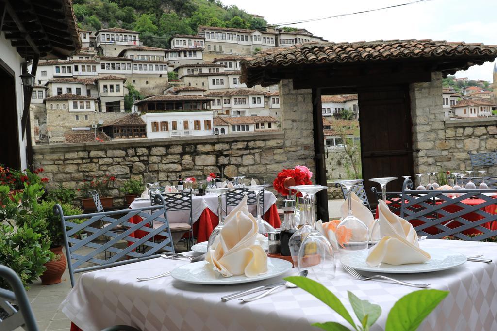 Boutique Hotel Muzaka Berat Bagian luar foto