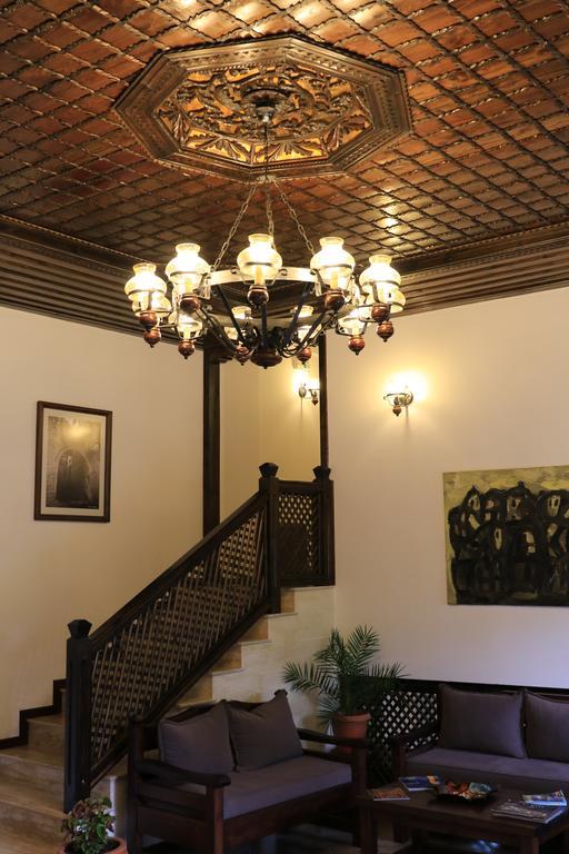 Boutique Hotel Muzaka Berat Bagian luar foto