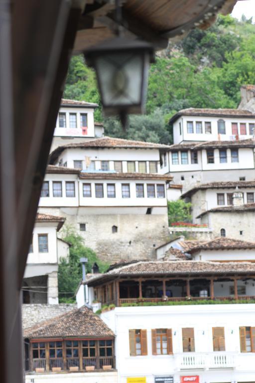 Boutique Hotel Muzaka Berat Bagian luar foto